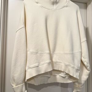 Outdoor Voices Cream High-Neck Crop Sweatshirt